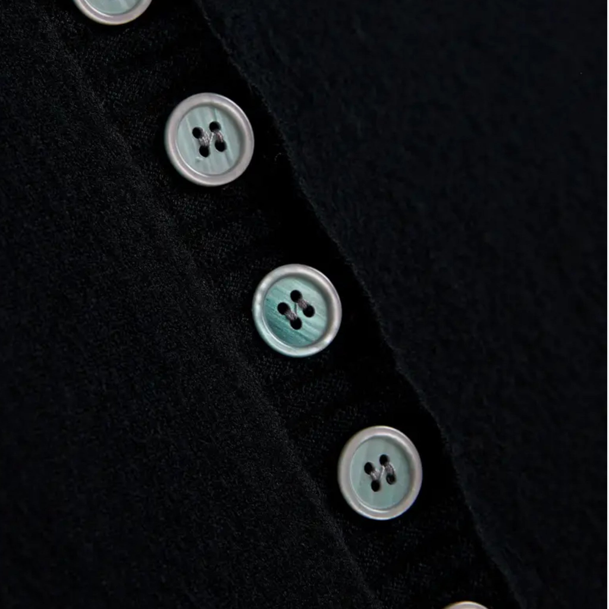 Avérron | Women’s Elegant Knit Button-Front Cardigan